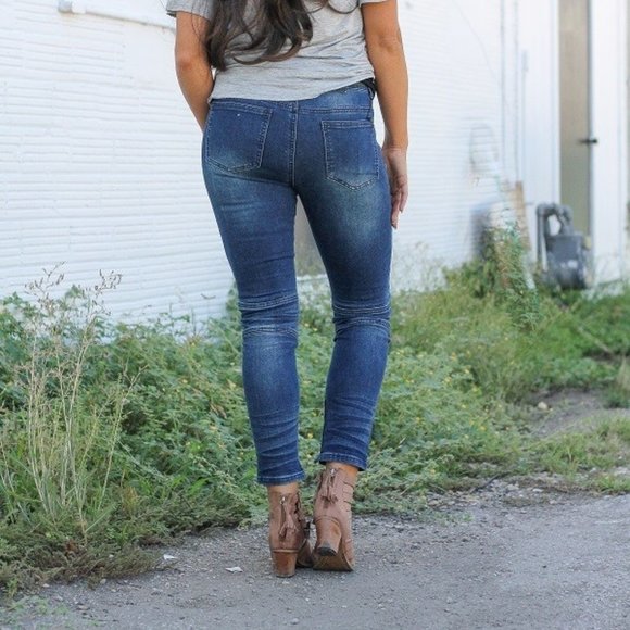 L&B Mid wash distressed denim with rips, patches - Picture 4 of 8